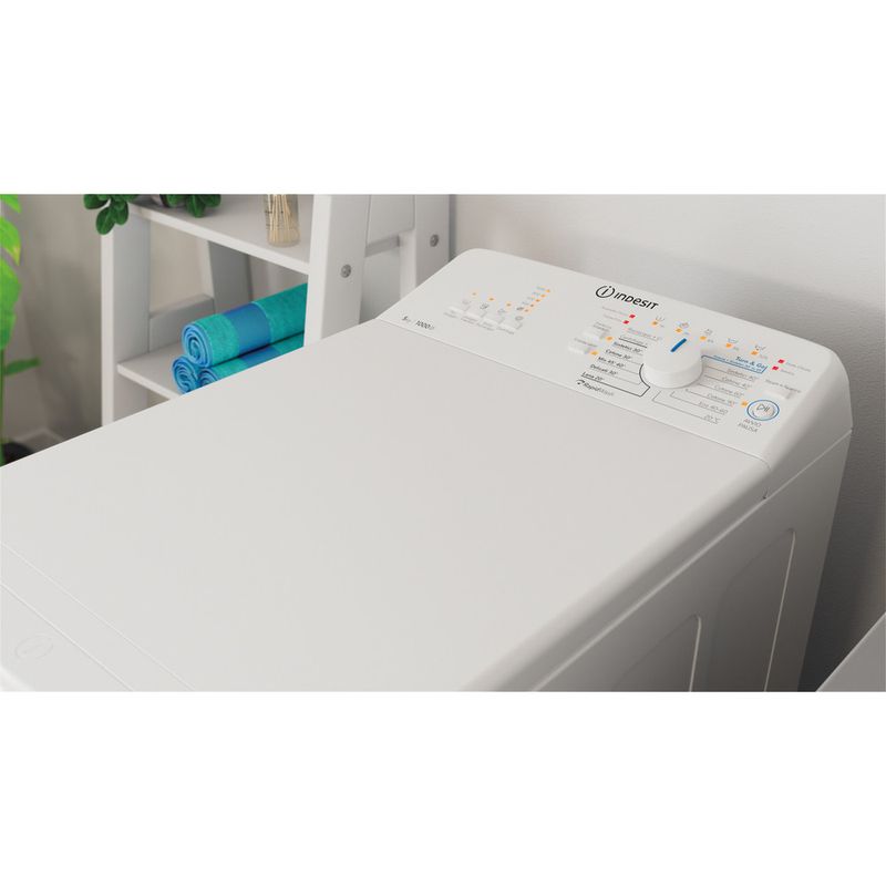 Indesit-Lavabiancheria-A-libera-installazione-BTW-L50300-IT-N-Bianco-Carica-dall-alto-D-Lifestyle-perspective