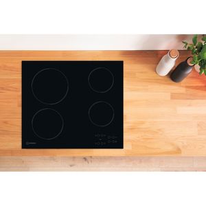 Indesit Piano cottura AAR 160 C Nero Radiant vitroceramic Lifestyle frontal
