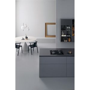 003__Lifestyle frontal