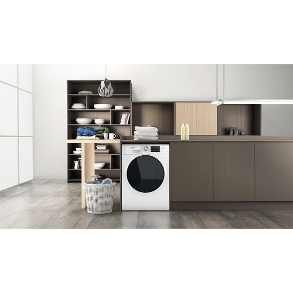 Hotpoint_Ariston-Lavasciugabiancheria-Libera-installazione-NDB-9636-DA-IT-Bianco-Carica-frontale-Lifestyle-frontal