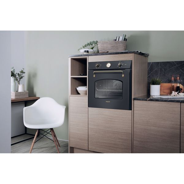 Hotpoint_Ariston-Forno-Da-incasso-FIT-804-H-AN-HA-Elettrico-A-Lifestyle-perspective