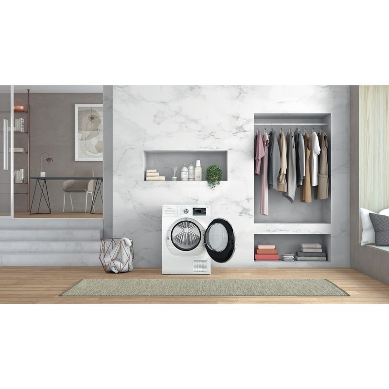 Whirlpool-Asciugabiancheria-W7X-D95WR-IT-Bianco-Lifestyle-frontal-open