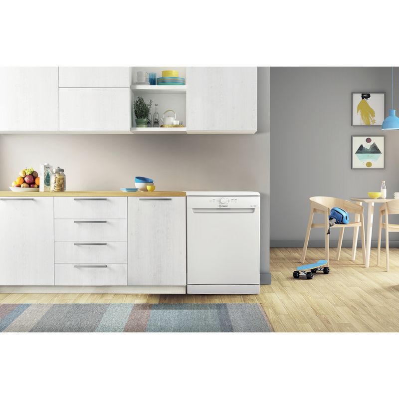 Indesit-Lavastoviglie-A-libera-installazione-D2F-HK26-A-libera-installazione-E-Lifestyle-frontal