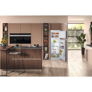 Hotpoint_Ariston-Combinazione-Frigorifero-Congelatore-Da-incasso-BD-2422-HA-2-Bianco-2-porte-Lifestyle-frontal-open