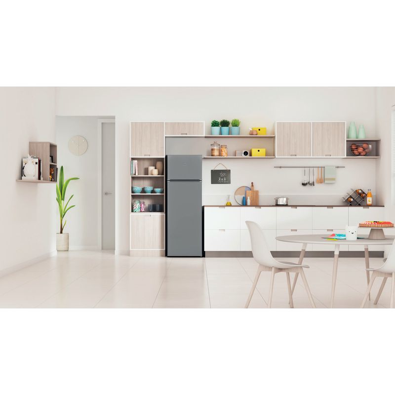 Indesit Combinazione Frigorifero/Congelatore A libera installazione I55TM 6120 S Argento 2 porte Lifestyle frontal