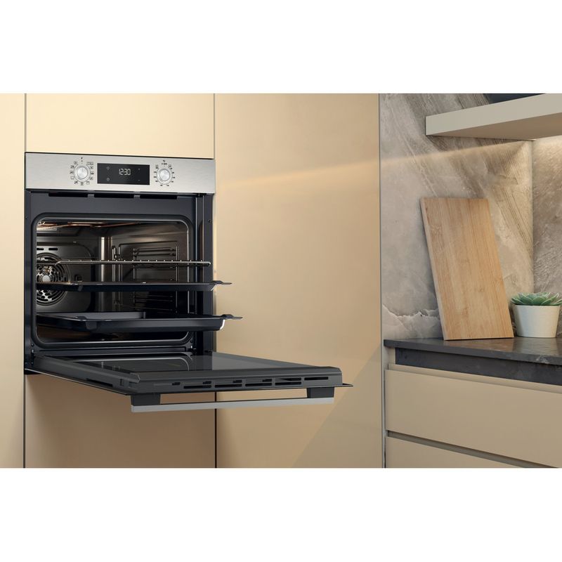 Whirlpool Forno Da incasso OMK58HU0X Elettrico A+ Lifestyle perspective open