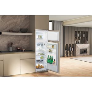 Whirlpool Combinazione Frigorifero/Congelatore Da incasso ART 364 62 Bianco 2 porte Lifestyle perspective open