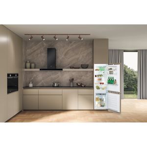 Whirlpool Combinazione Frigorifero/Congelatore Da incasso ART 66001 E Bianco 2 porte Lifestyle frontal open