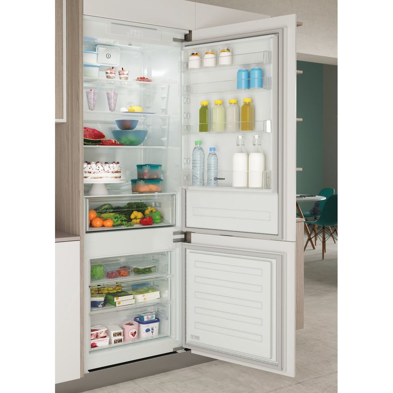 Indesit-Combinazione-Frigorifero-Congelatore-Da-incasso-IND-402-Bianco-2-porte-Lifestyle-perspective-open