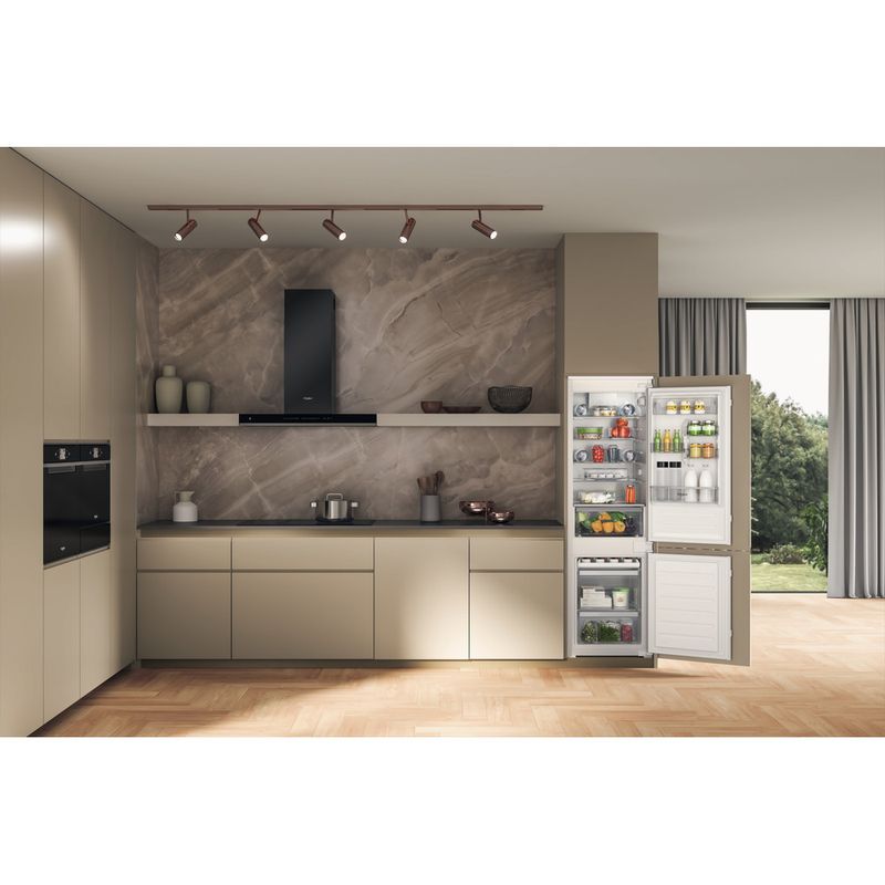 Whirlpool-Combinazione-Frigorifero-Congelatore-Da-incasso-WHC18D011C1-SF-Bianco-2-porte-Lifestyle-frontal-open