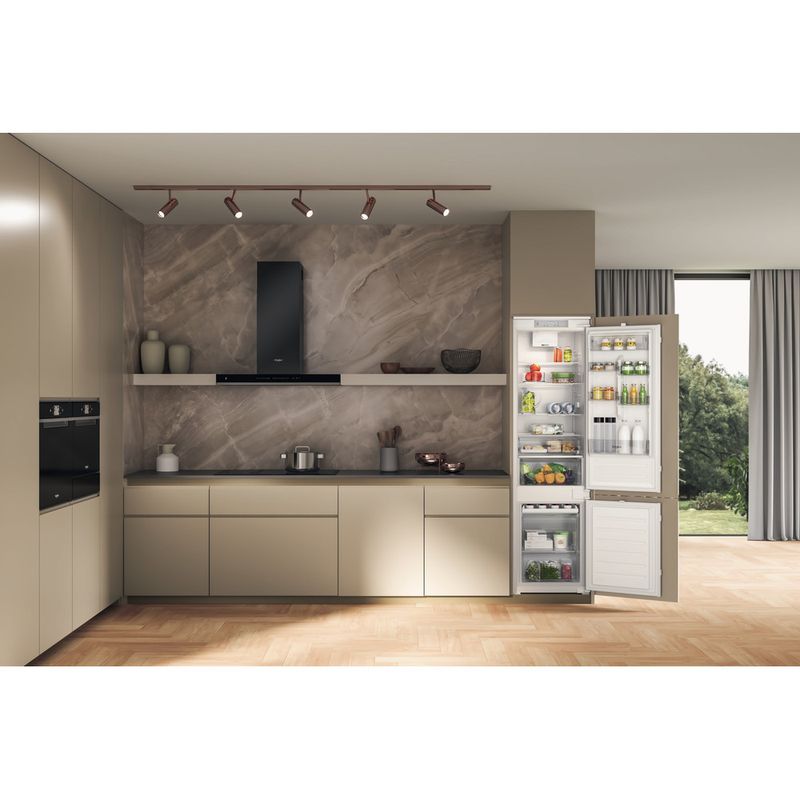 Whirlpool-Combinazione-Frigorifero-Congelatore-Da-incasso-WHC20D023B1-SF-Bianco-2-porte-Lifestyle-frontal-open