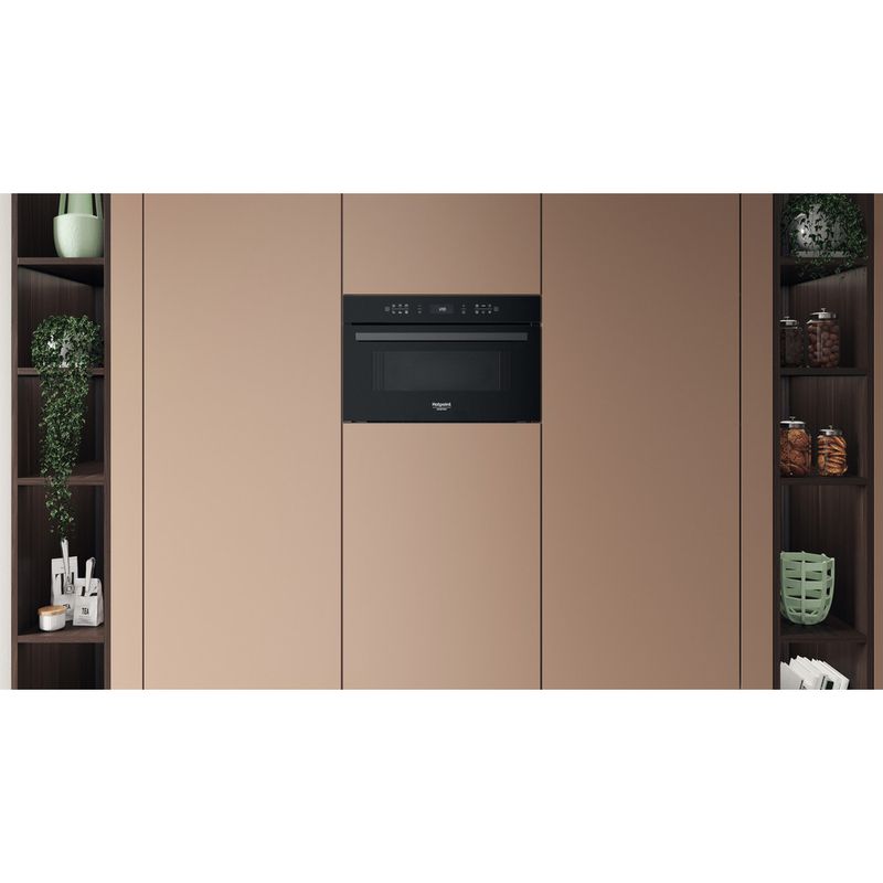 Hotpoint_Ariston-Microonde-Da-incasso-HAMD74TB-Nero-Elettronico-31-Microonde---grill-1000-Lifestyle-frontal