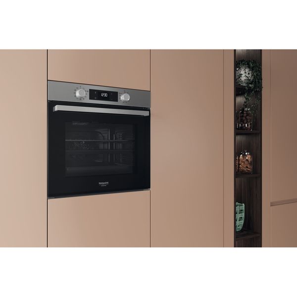Hotpoint_Ariston Forno Da incasso HAO3 K58H X Elettrico A+ Lifestyle perspective