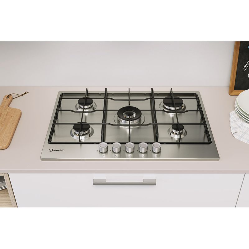 Indesit-Piano-cottura-THP-752-W-IX-I-1-Inox-GAS-Lifestyle-frontal-top-down