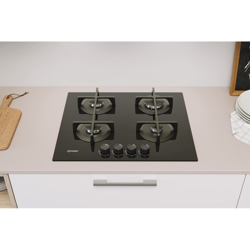 Indesit-Piano-cottura-ING-61T-BK-1-Nero-GAS-Lifestyle-frontal-top-down