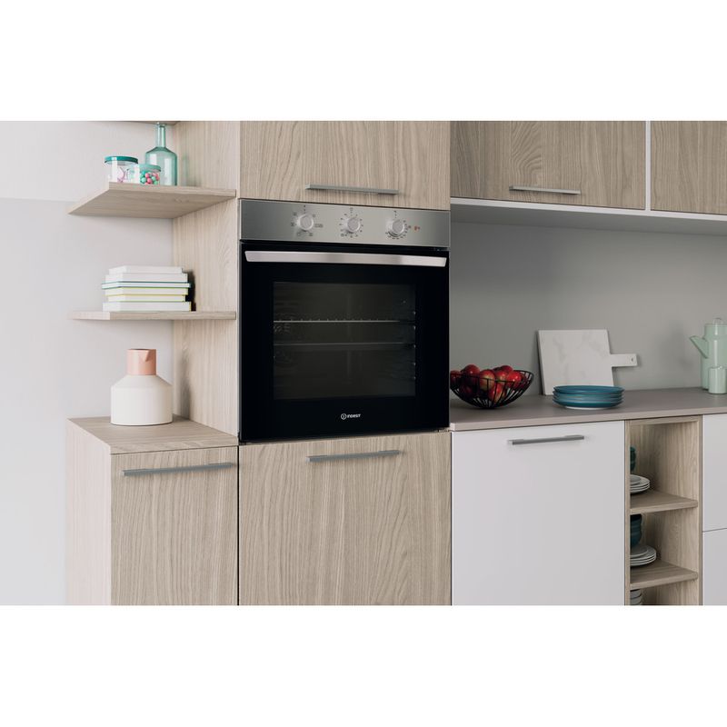 Indesit-Forno-Da-incasso-IO-2350H-X-Elettrico-A-Lifestyle-perspective