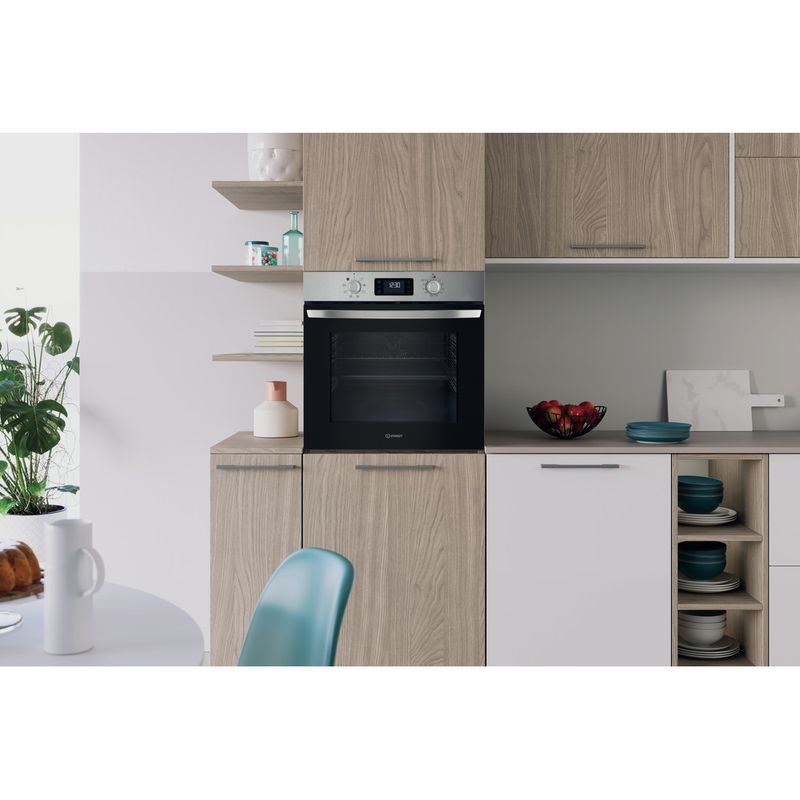 Indesit-Forno-Da-incasso-IO-255H-X-Elettrico-A-Lifestyle-frontal