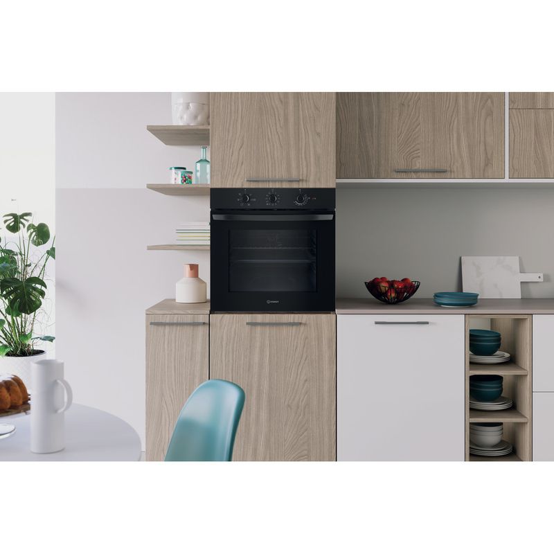 Indesit-Forno-Da-incasso-IO-235H-B-Elettrico-A-Lifestyle-frontal