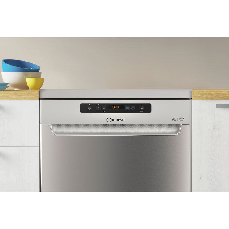 Indesit Lavastoviglie A libera installazione IN2FFC14BN6X A libera installazione C Lifestyle control panel