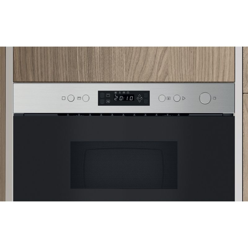 Indesit-Microonde-Da-incasso-IM-K12-X-Stainless-Steel-Elettronico-22-Microonde---grill-750-Lifestyle-control-panel