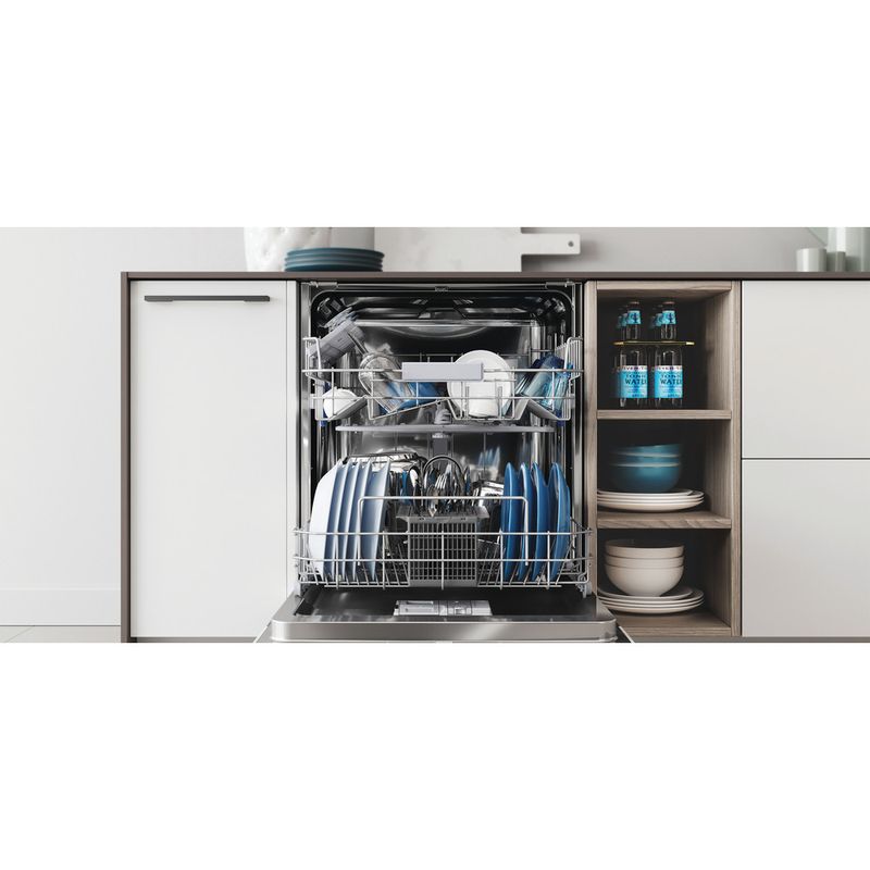Indesit-Lavastoviglie-Da-incasso-IN2IFC14BN6-Totalmente-integrato-C-Lifestyle-frontal-open