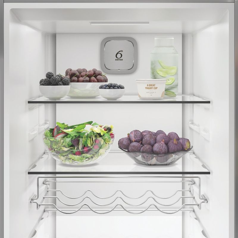 Whirlpool-Frigorifero-A-libera-installazione-WHMLF-6442-XP4E-New-Silver-–-ARC-1035-Lifestyle-frontal