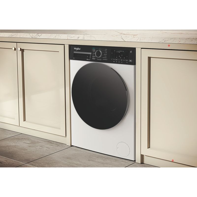 Whirlpool Lavabiancheria A libera installazione WAM 862WBC IT Bianco Carica frontale A Lifestyle perspective
