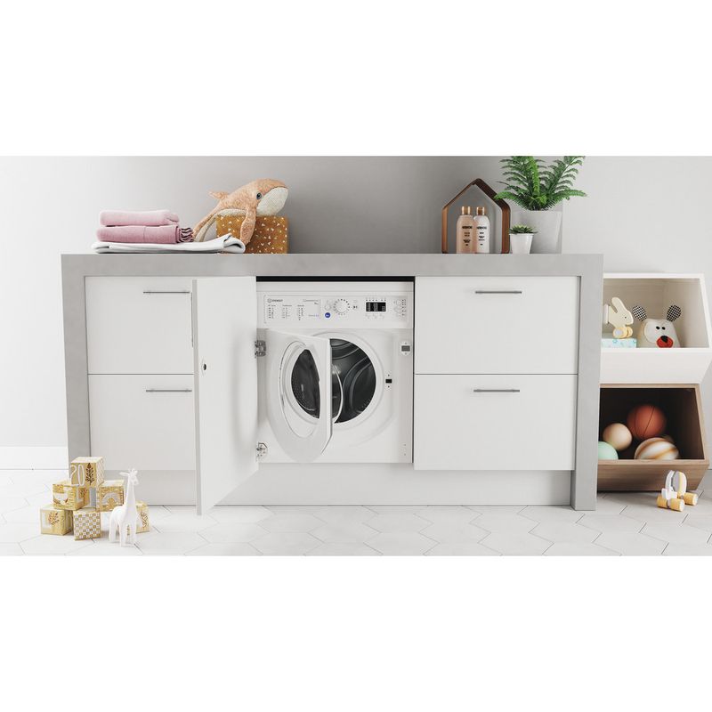 Indesit-Lavabiancheria-Da-incasso-BI-WMIL-8146-EU-Bianco-Carica-frontale-A-Lifestyle-frontal-open