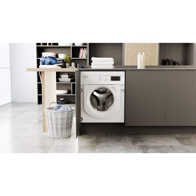 Hotpoint_Ariston-Lavabiancheria-Da-incasso-BI-WMHG-8146-EU-Bianco-Carica-frontale-A-Lifestyle-frontal