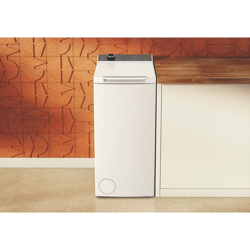 Hotpoint-Lavabiancheria-Libera-installazione-HTLCARE-UR76S-IT-Bianco-Carica-dall-altro-A-Lifestyle-frontal