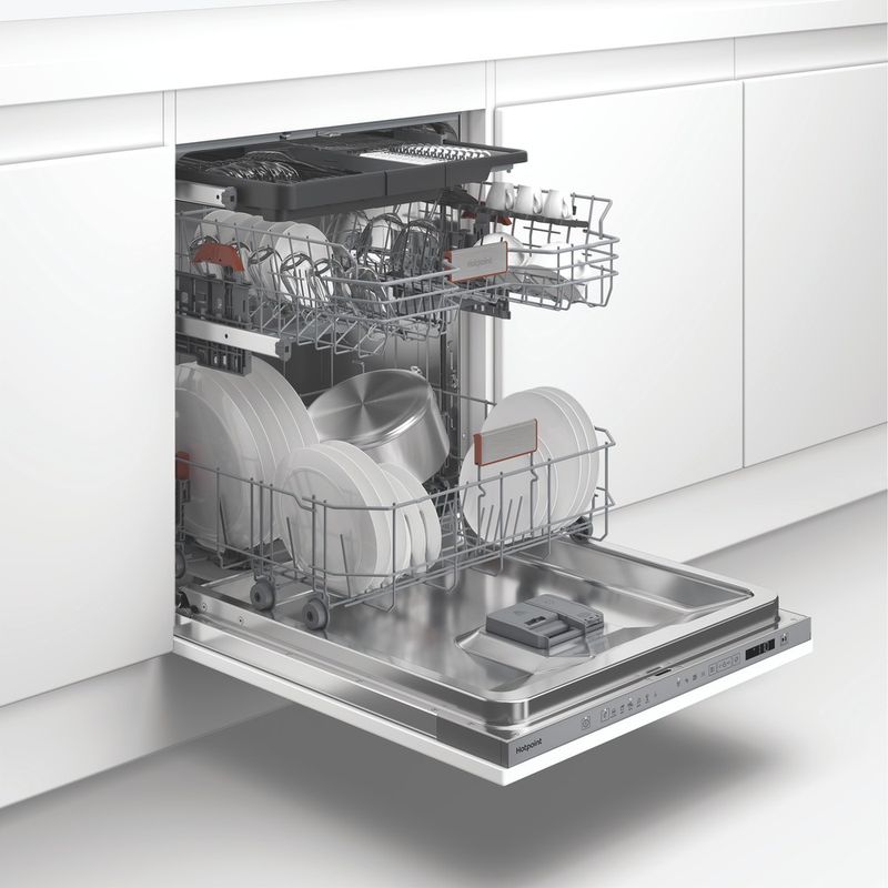 Hotpoint-Lavastoviglie-Da-incasso-HDI-LYM-B5SH-K-Totalmente-integrato-B-Lifestyle-perspective-open